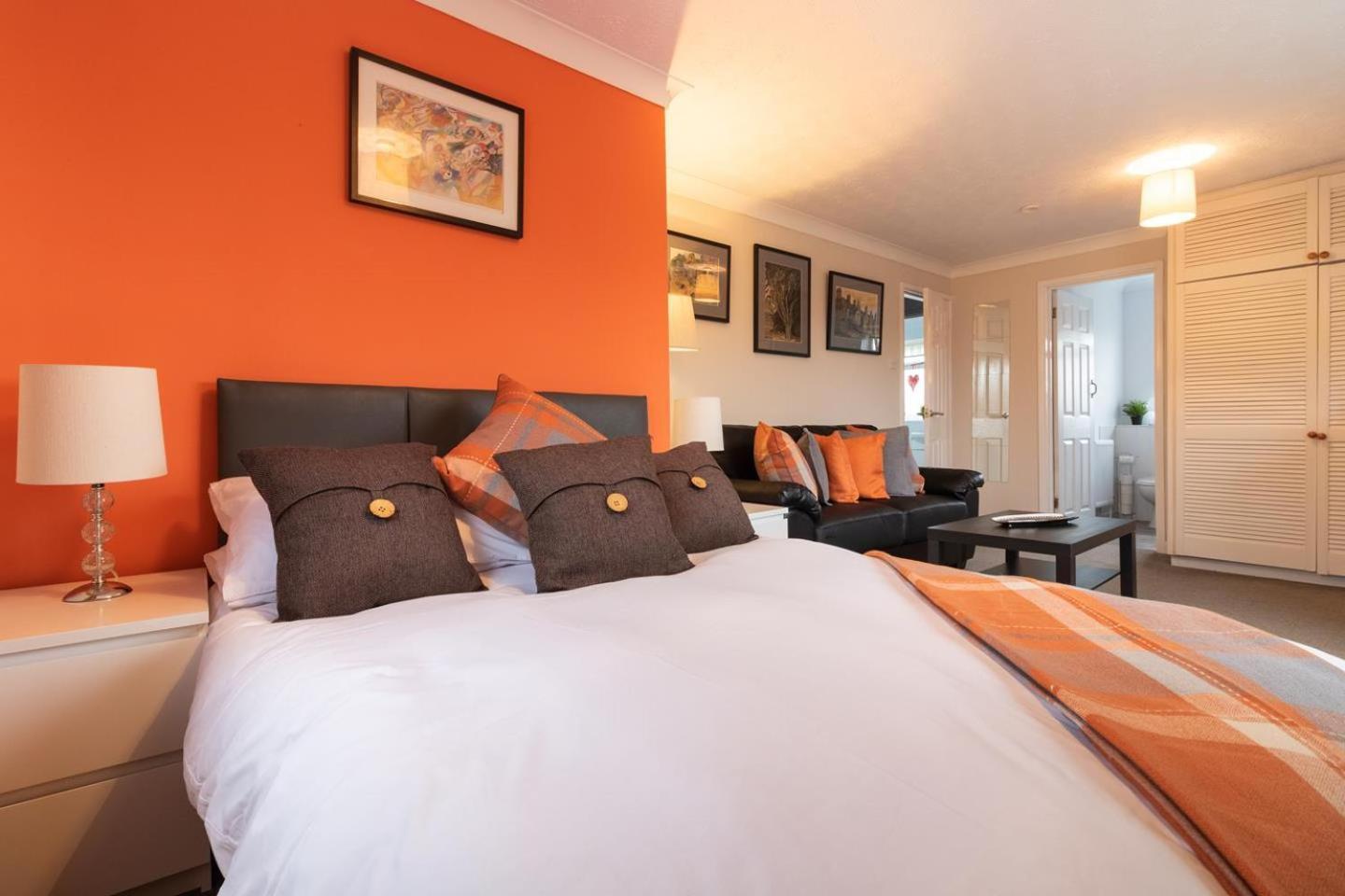 St Anne'S Serviced Accommodation - Bicester Oxfordshire Exteriör bild
