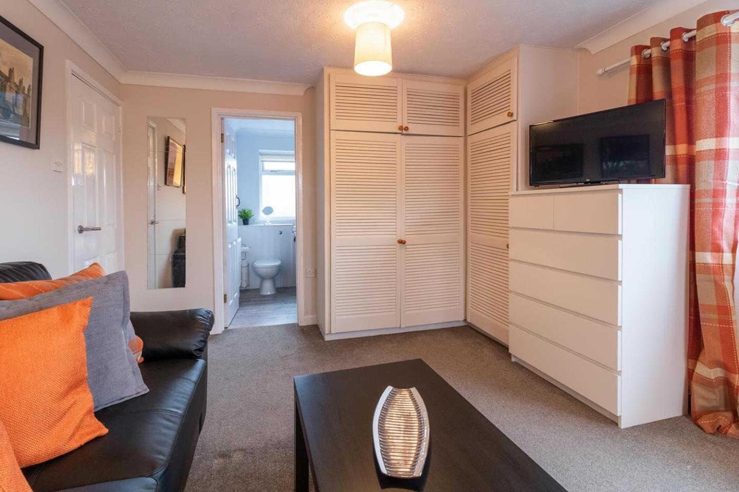 St Anne'S Serviced Accommodation - Bicester Oxfordshire Exteriör bild