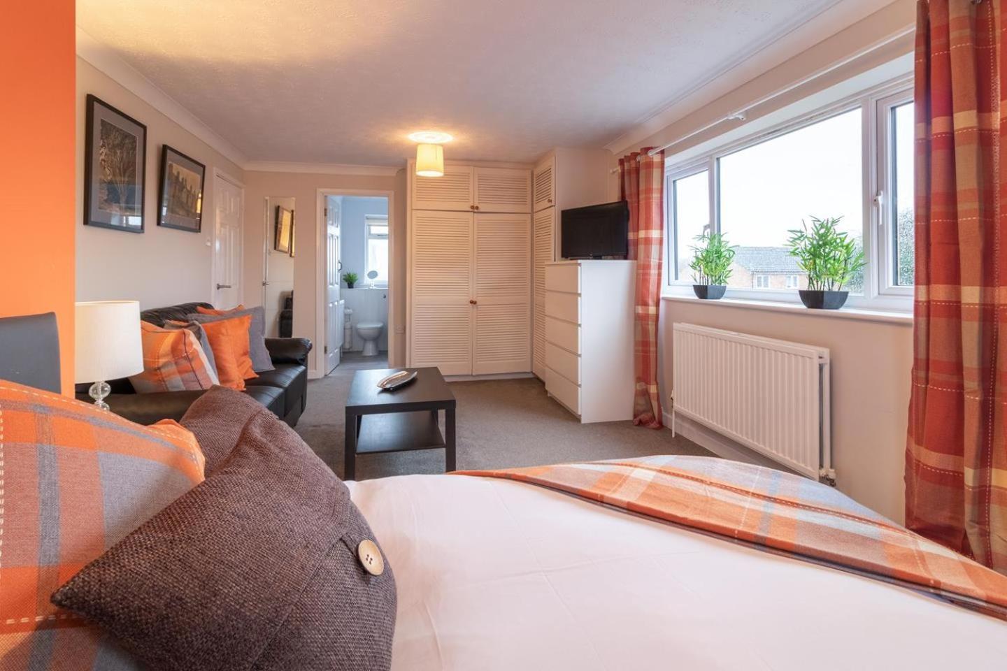 St Anne'S Serviced Accommodation - Bicester Oxfordshire Exteriör bild