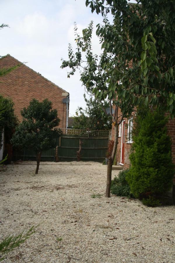 St Anne'S Serviced Accommodation - Bicester Oxfordshire Exteriör bild